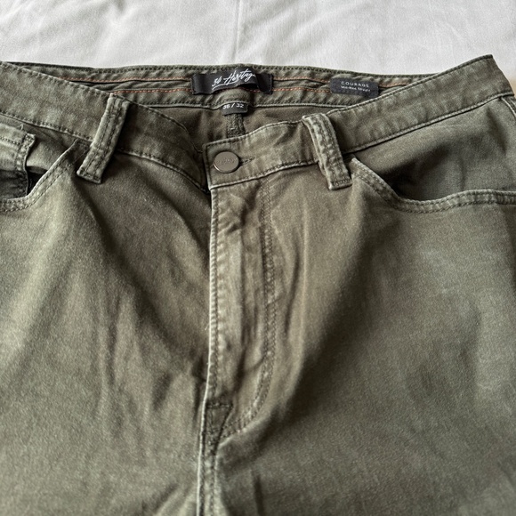 34 Heritage Men's Courage Mid-Rise Straight Casual Pant Gray 36/32 Twill Stretch - Picture 14 of 16